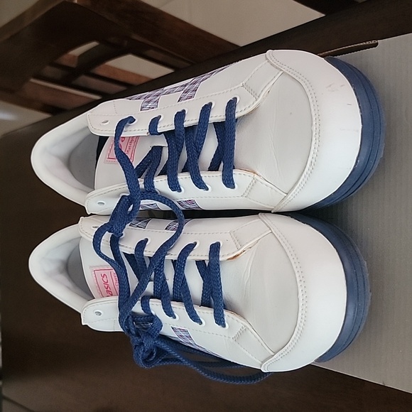 Asics - Picture 4 of 4